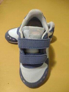 Puma 6c blue trainers.